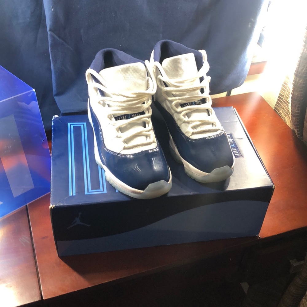 Air Jordan 11 Retro Carolina blue and white